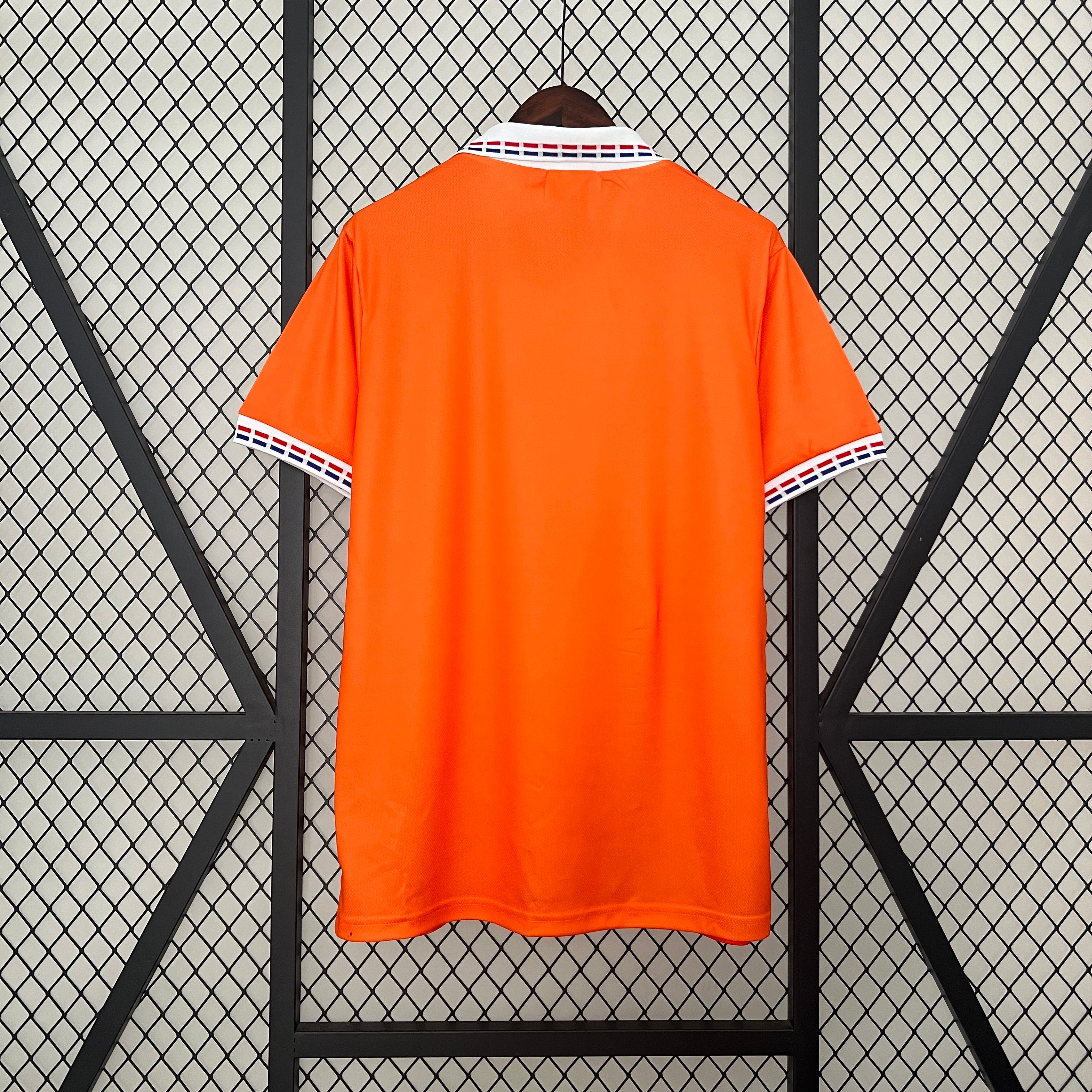 Netherlands 1996 | Retro Home