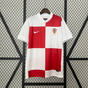 Croatia 24-25 | Home