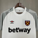 West Ham 24-25 | White