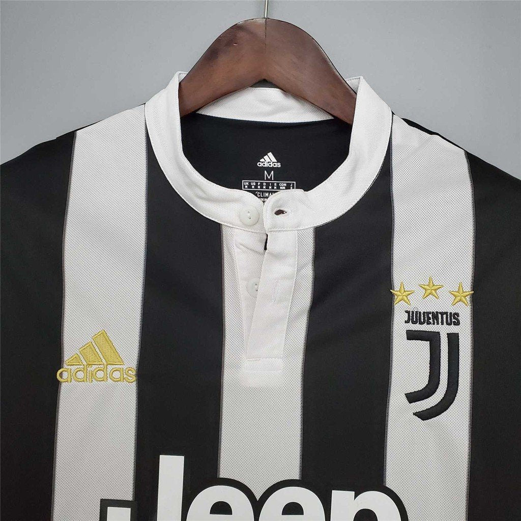 Juventus 17-18 | Retro Home - FandomKits Fandom Kits