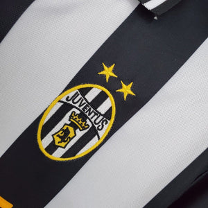 Juventus 01-02 | Retro Home - FandomKits Fandom Kits