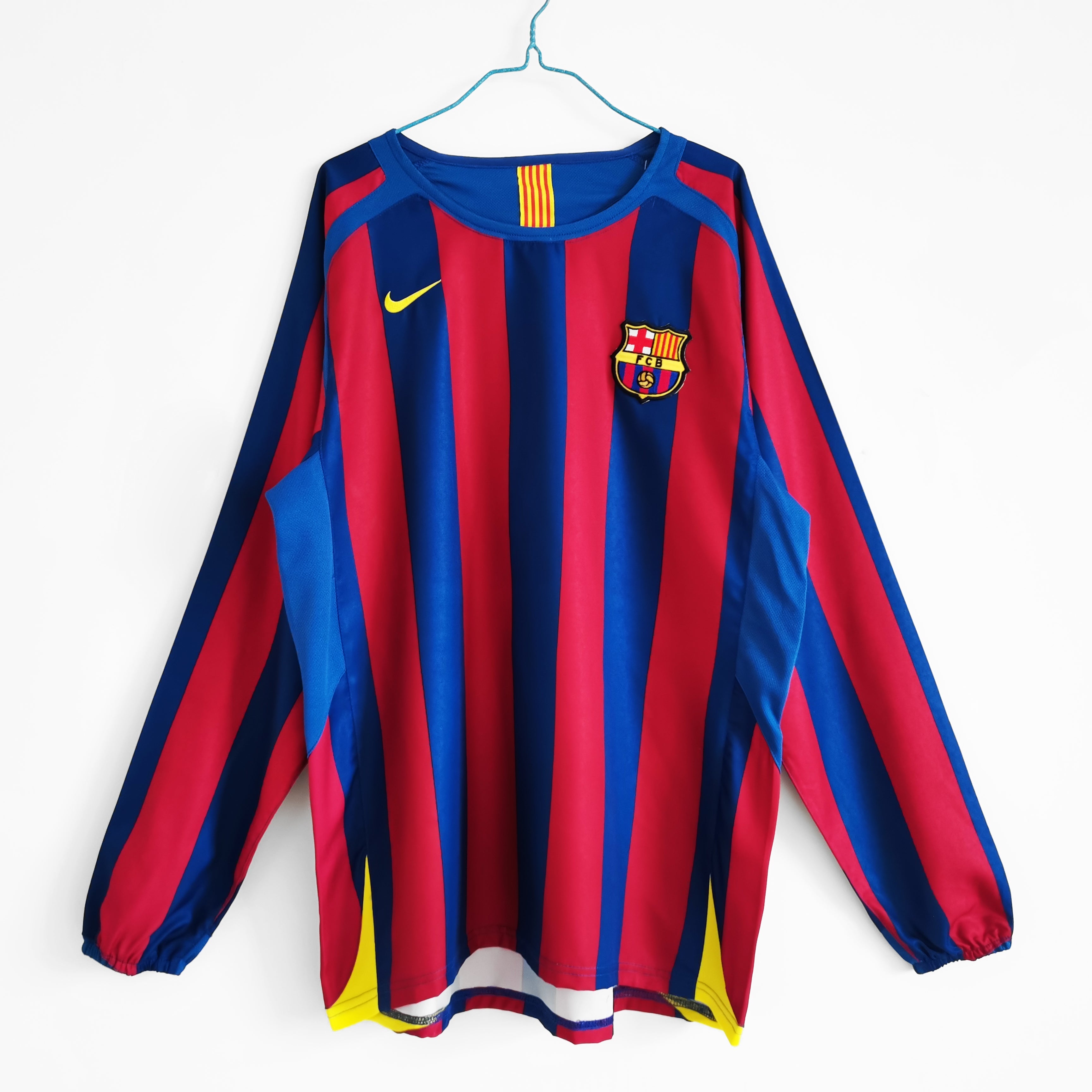 Barcelona 05-06 | Long Sleeves | Home – Fandomkits