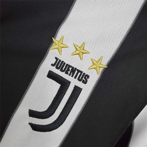 Juventus 17-18 | Retro Home - FandomKits Fandom Kits