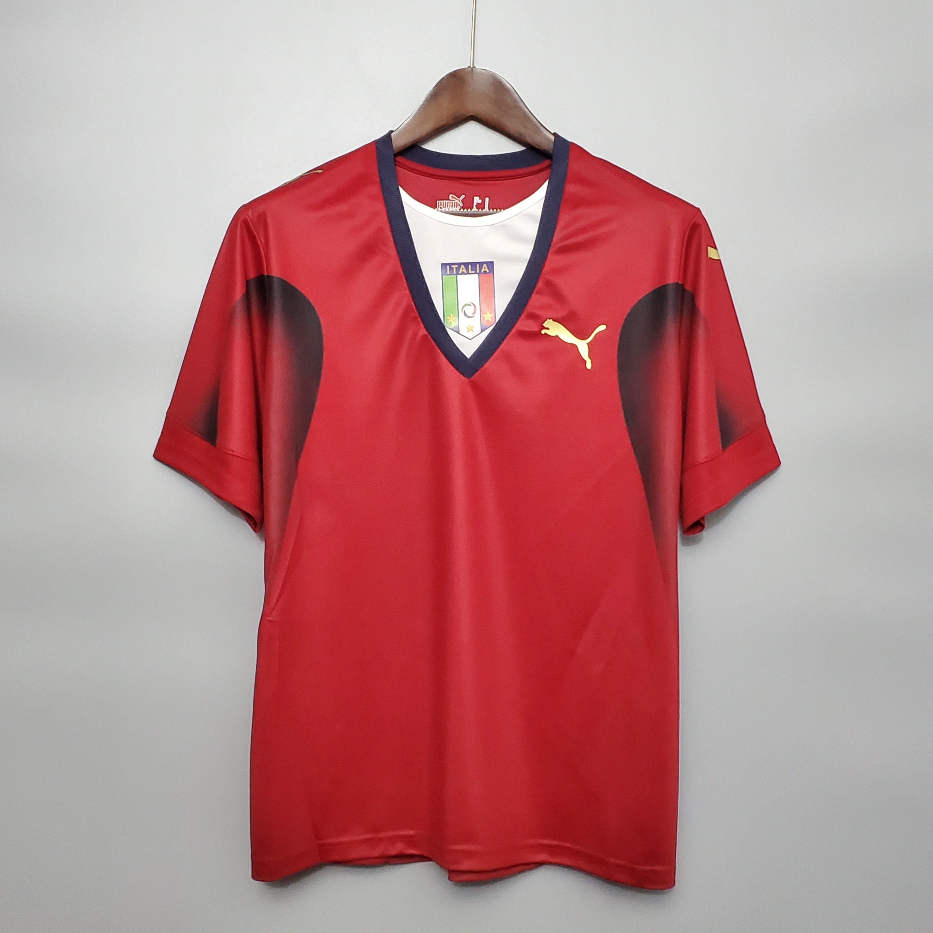 Italy 2006 | Red | Retro - gokits